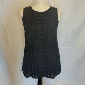 Vince Camuto black top XS